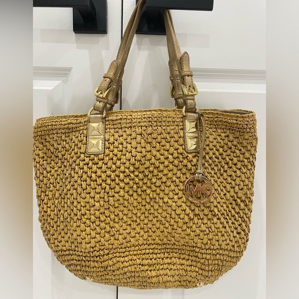 Like new Michael Kors Gold Woven Tote